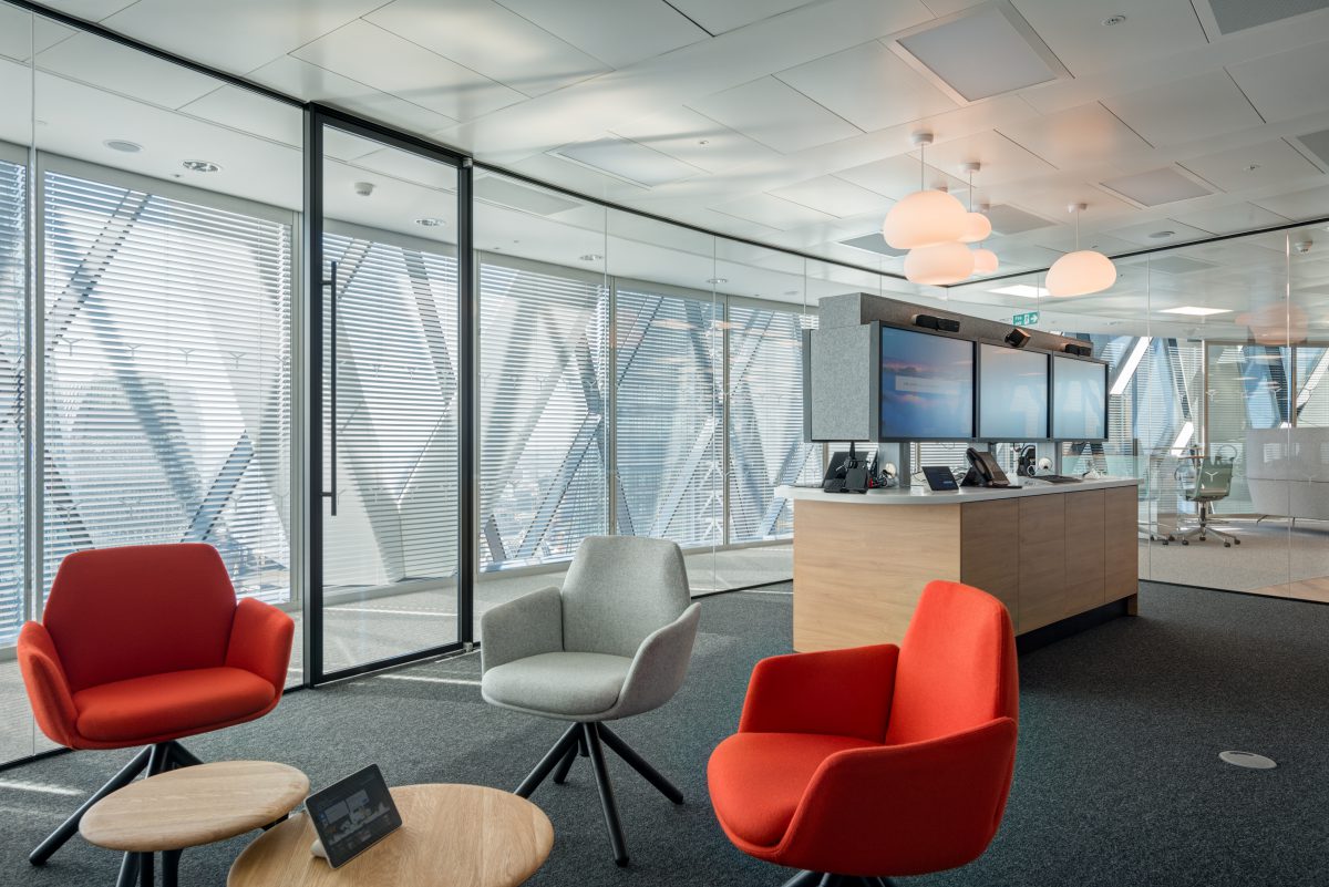 Poly-The-Gherkin-06-highres-sRGB-1200x801
